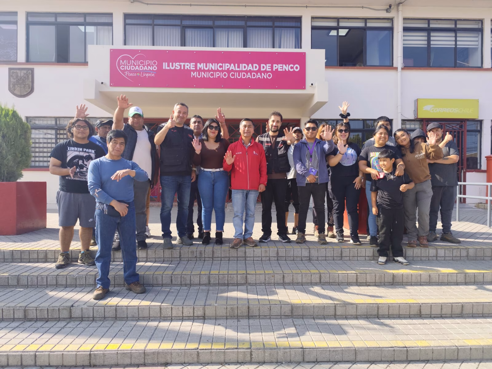 Delegación tiruana llegó hasta Penco para apoyar a familias afectadas por incendios forestales