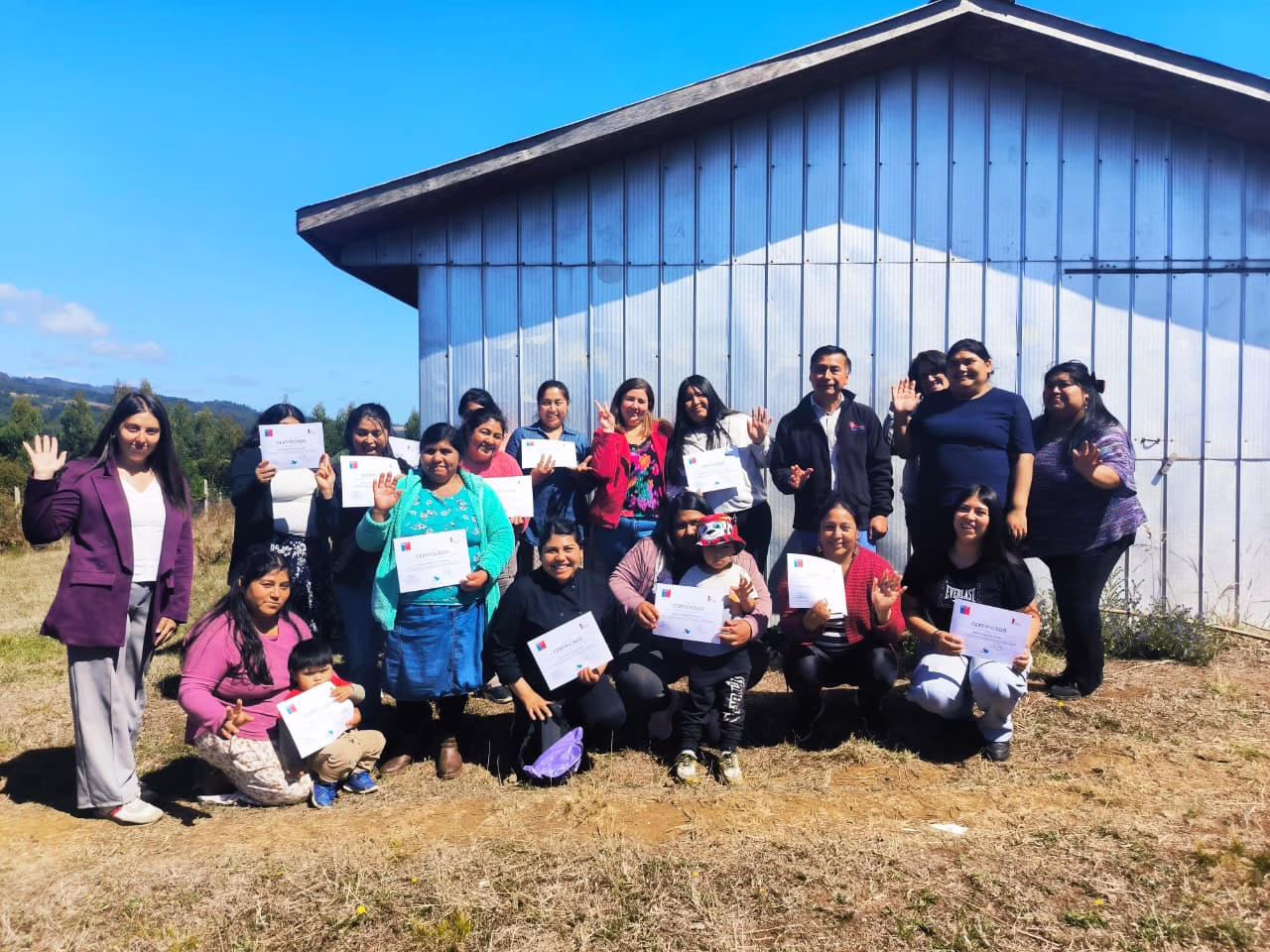 Ñutram Intercultural por la Erradicación de las Violencias de Género capacitó a mujeres de Tirúa Sur: incluyó taller de gastronomía