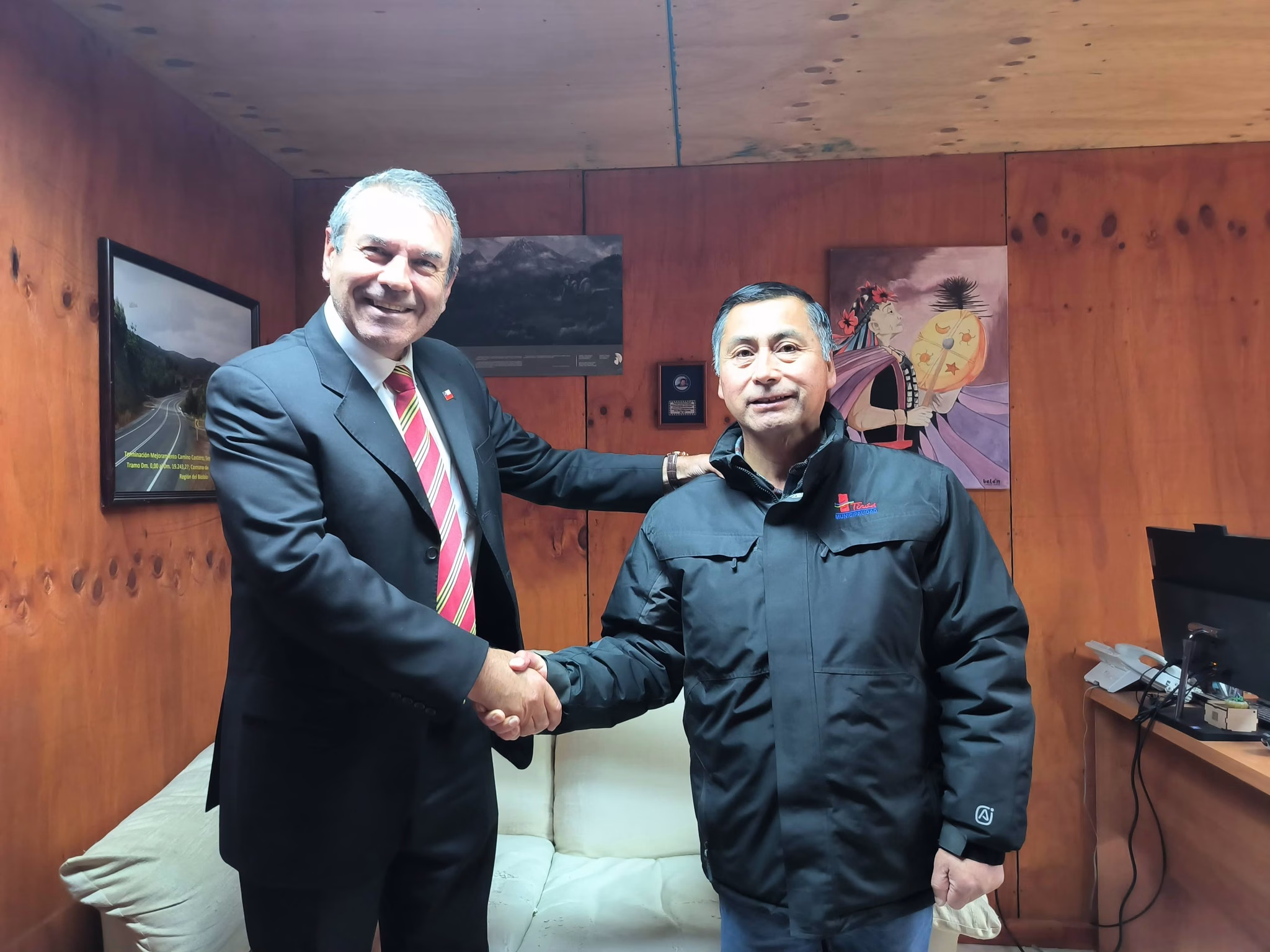 Alcalde José Linco recibió la visita del Seremi MINVU Biobío, Anselmo Villagra: se reunieron en terreno junto a dirigentes para avanzar en tema de vivienda