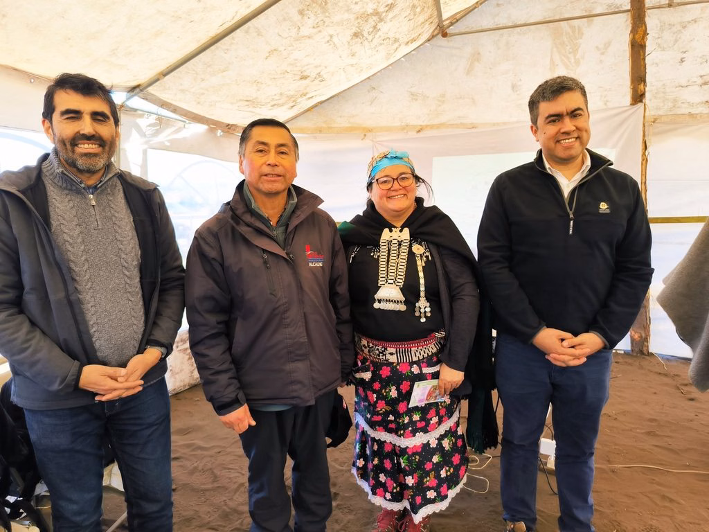 Alcalde José Linco participó en inicio del proyecto anillo de Universidad de la Frontera que se realizará en comunidades de Tirúa