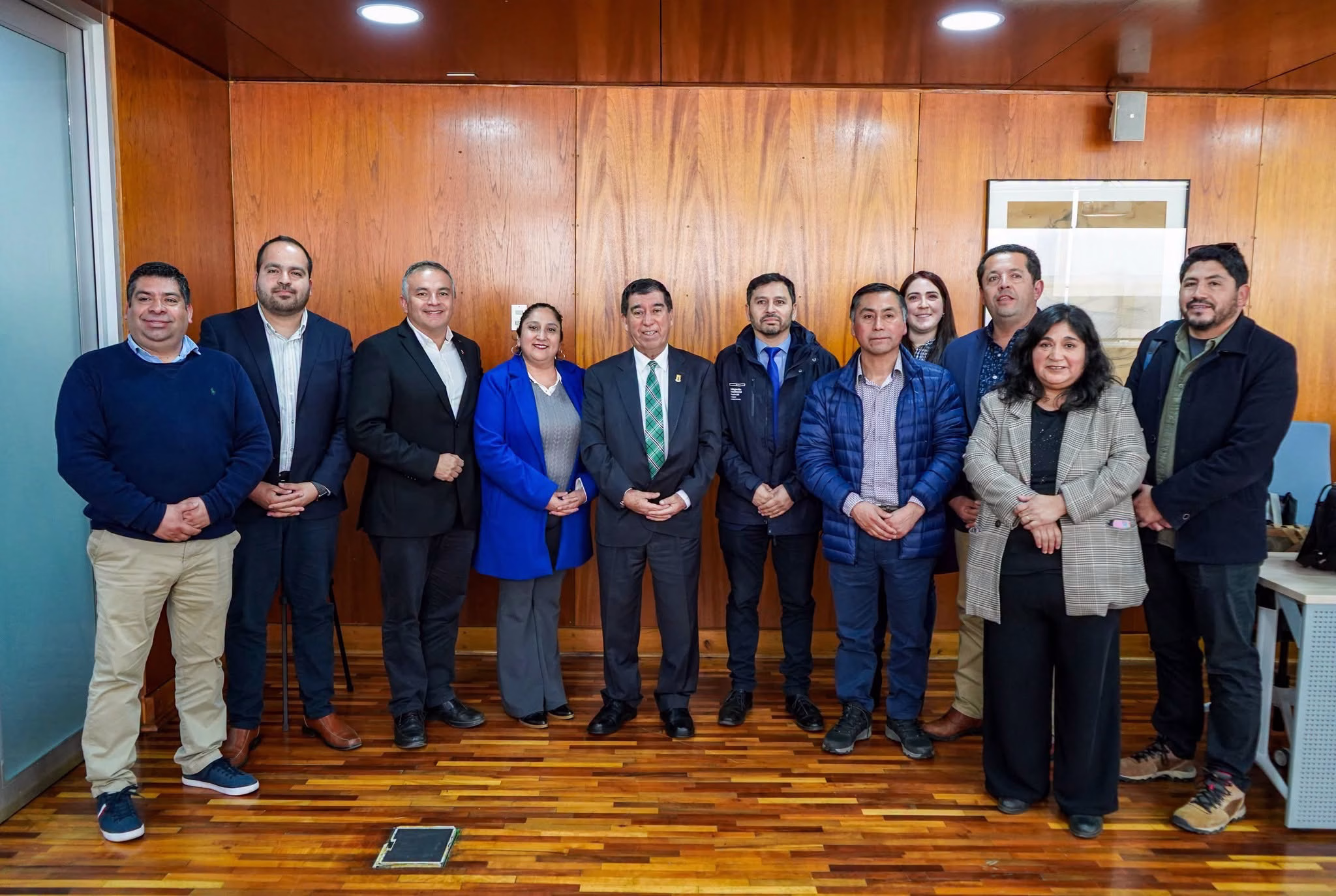 Alcalde José Linco participó de reunión con el Gobierno Regional y Arauco 7 para impulsar desarrollo en la Provincia